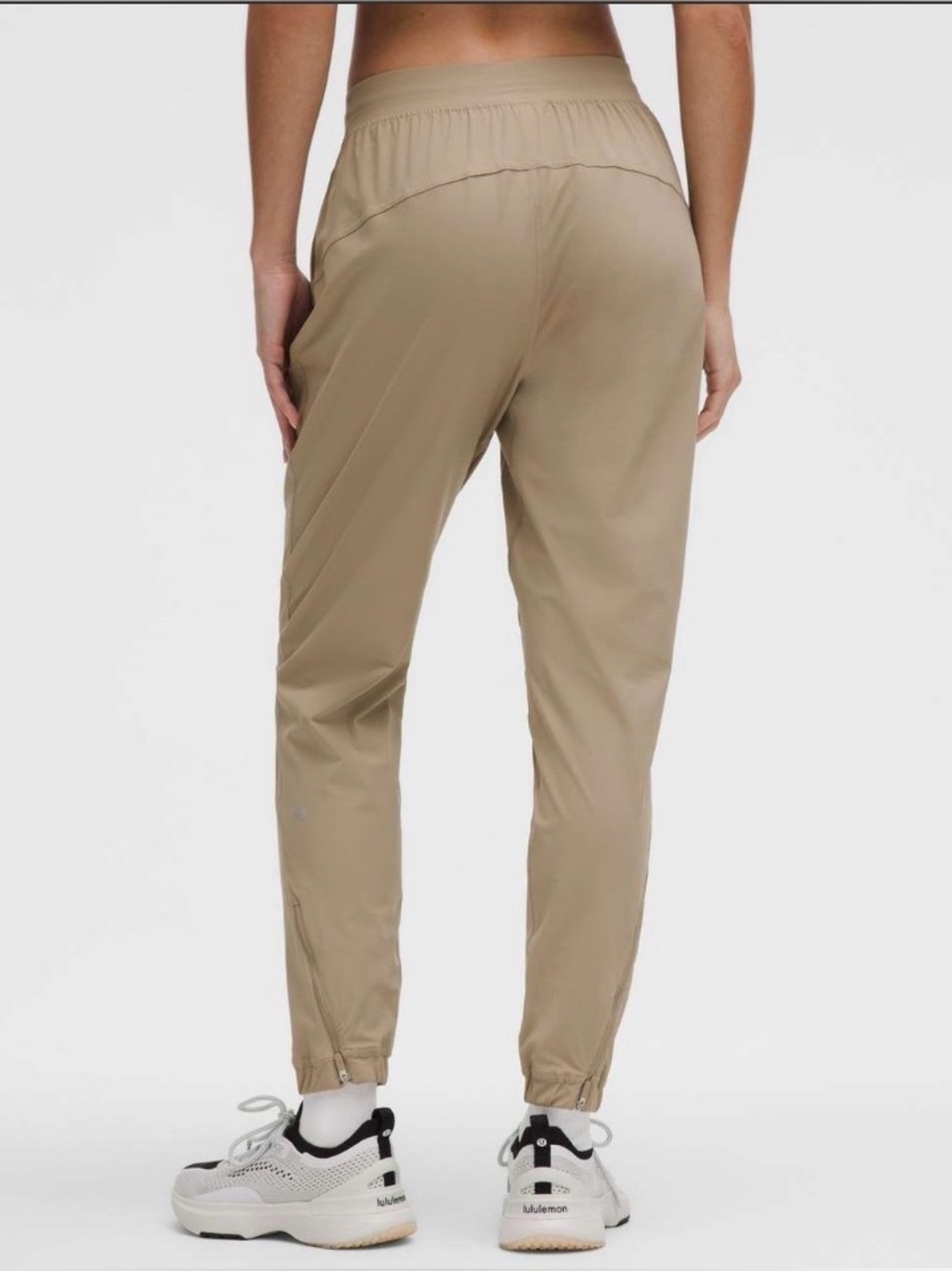 Lululemon Size 20 Adapted State High-Rise Jogger Full Length Sheer Oak Beige